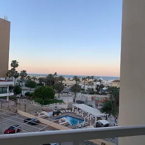 Acogedor Estudio En Primera Línea De Playa Apartamento